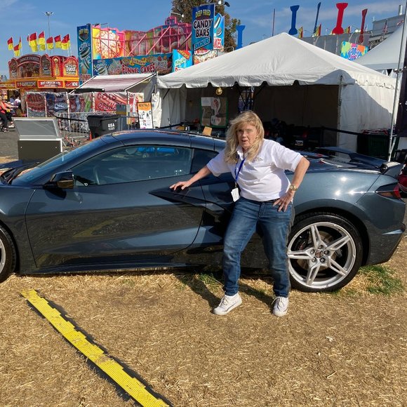 Meet your Posher, Sandra - Picture 5 of 6